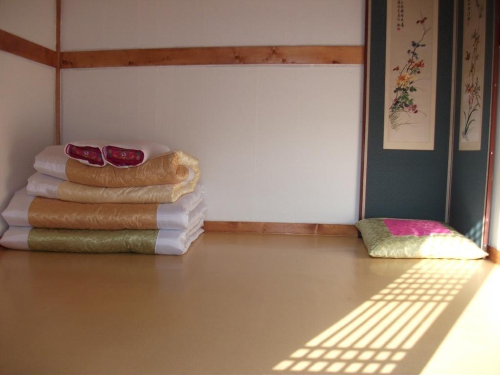 Hyosunjae Hanok Guesthouse Seul Quarto foto